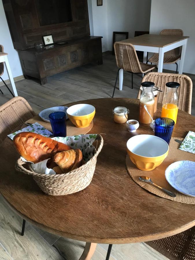 Escale De Gerbold Bed & Breakfast Gratot Luaran gambar